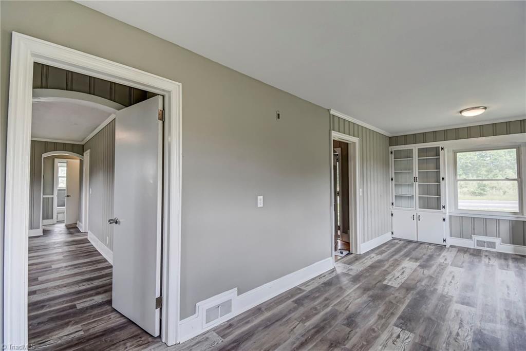 1171 Mitchell Road Pilot Mountain, NC 27041 - Photo 16 of 33 Gallery Image 16