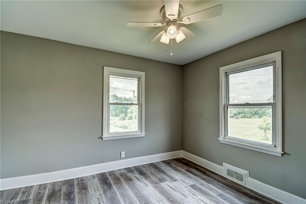 1171 Mitchell Road Pilot Mountain, NC 27041 - Photo 21 of 33 Gallery Image 21