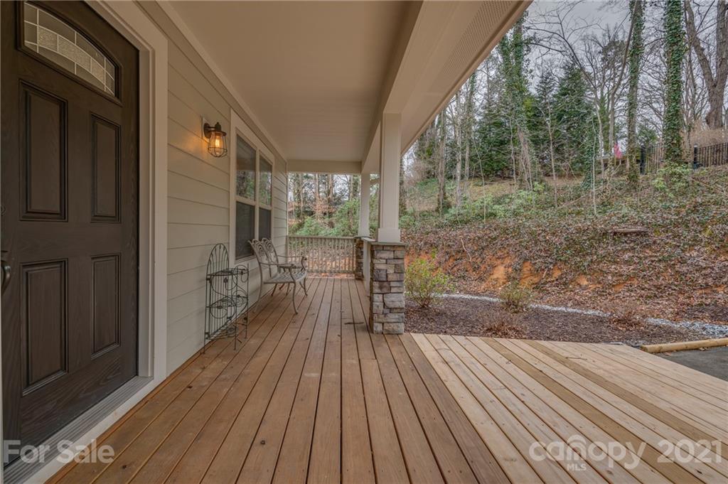 470 Winners Circle Tryon, NC 28782 - Photo 7 of 30