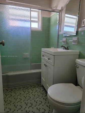 $1,550 | 620 76th Street, Unit 11, Miami Beach, FL 33141