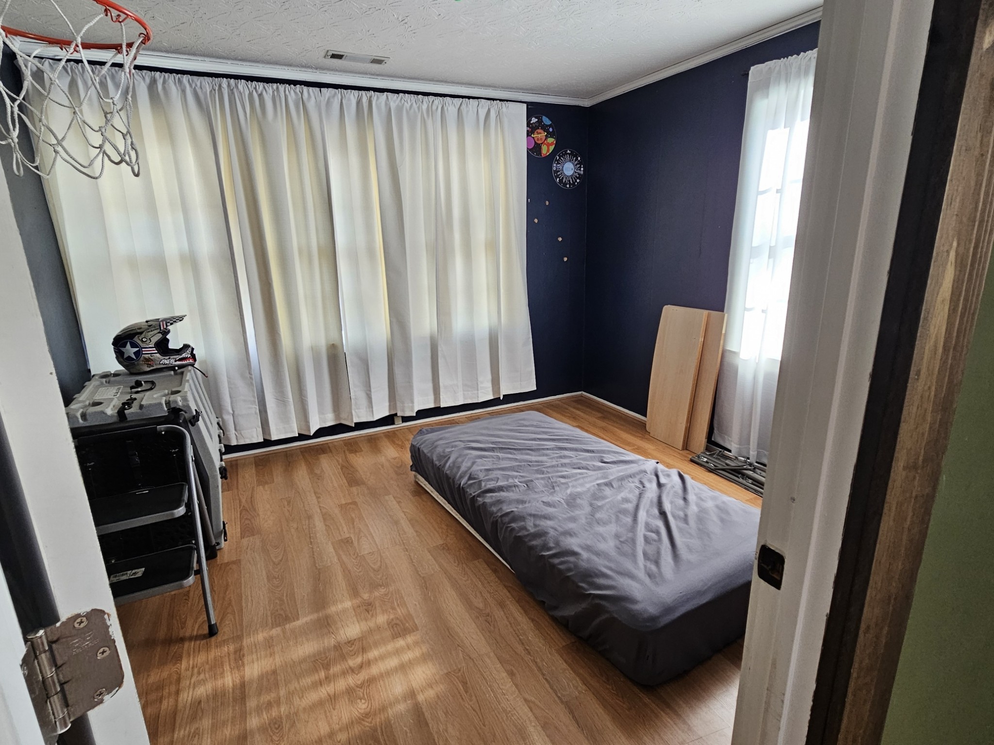 210 Twin Oaks Road McMinnville, TN 37110 - Photo 33 of 35 a view of a hardwood floor and staircase