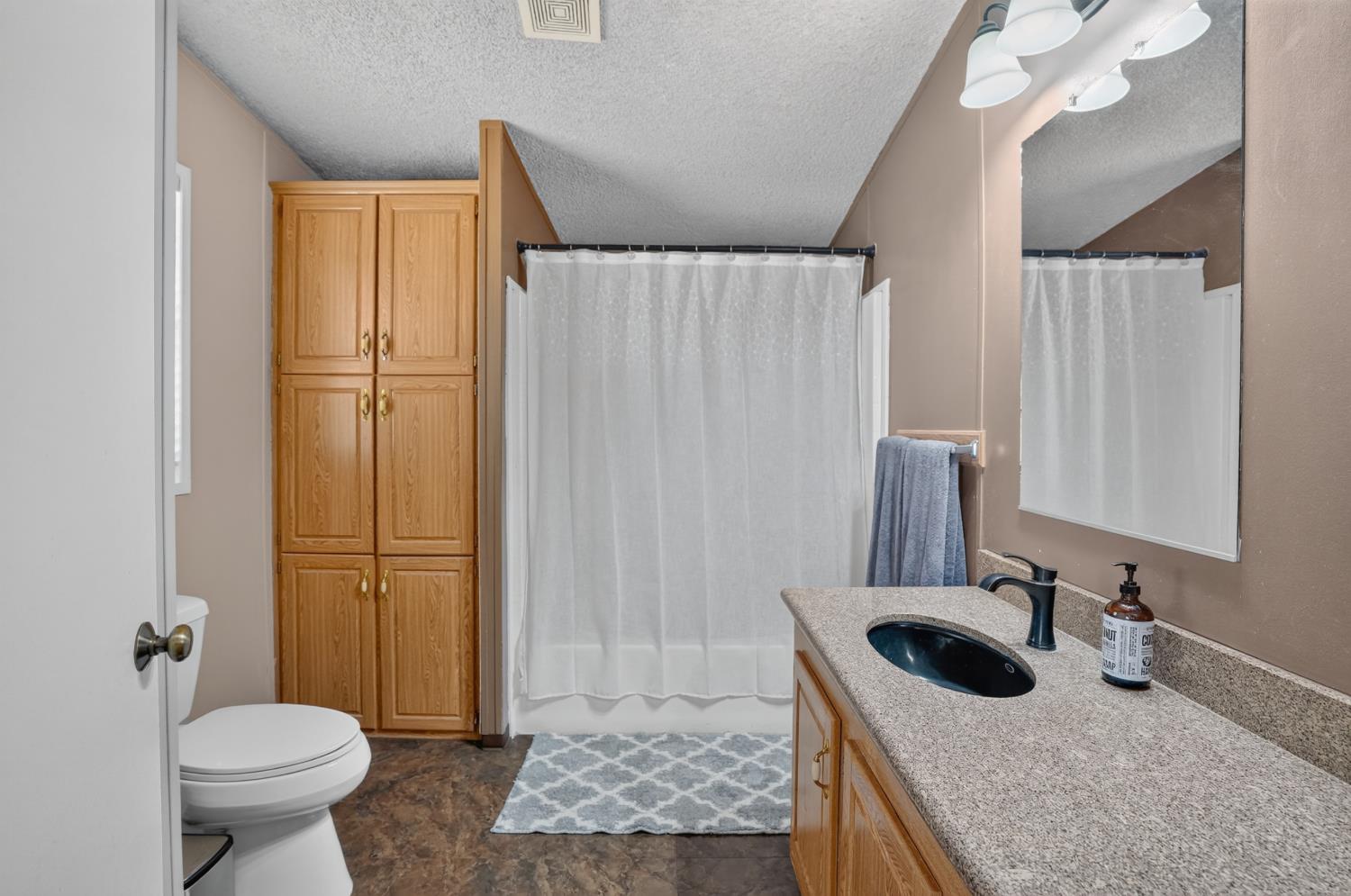 26174 Fuhrman Road Acampo, CA 95220 - Photo 24 of 47 Gallery Image 24