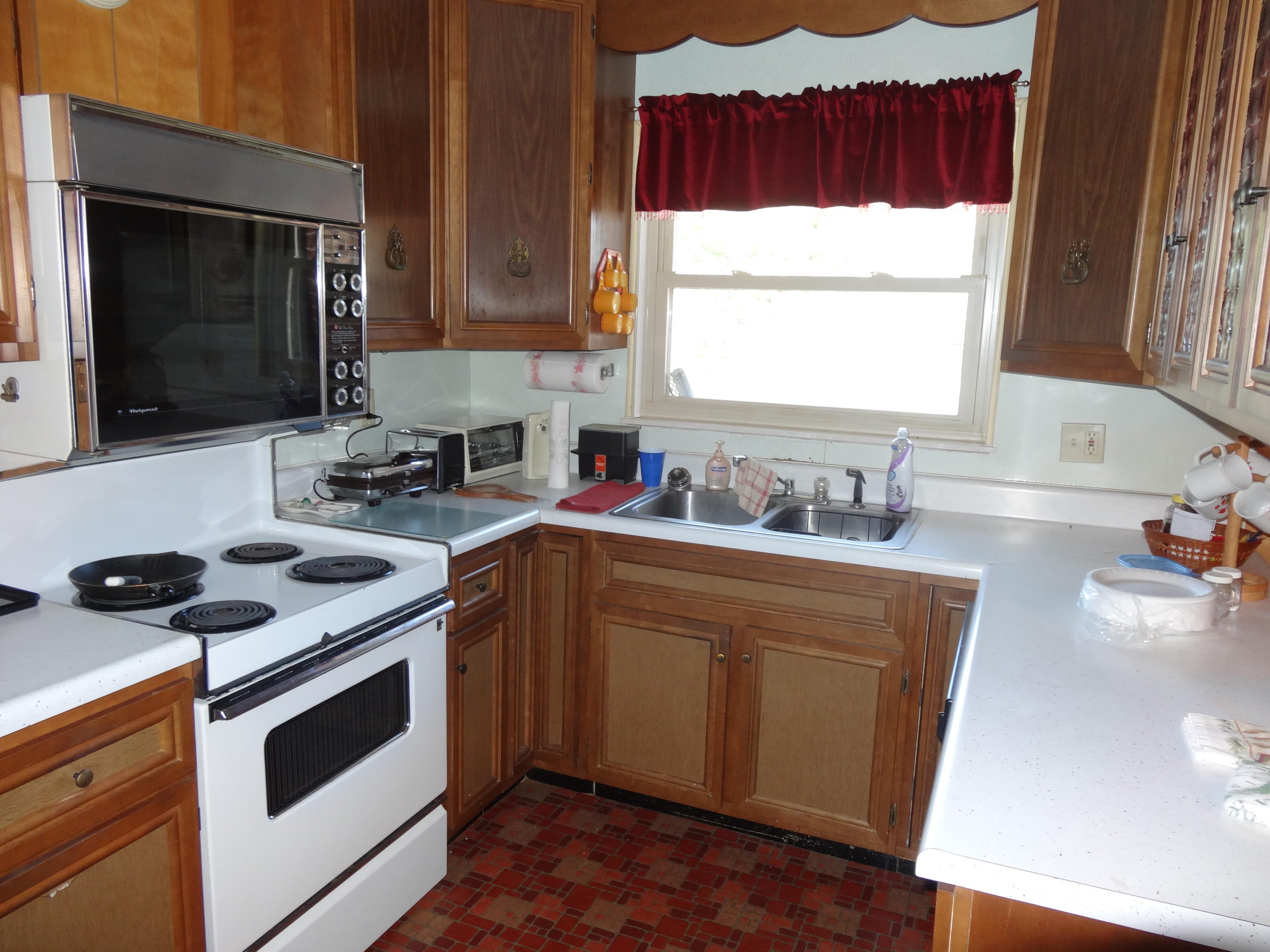 664 Ford Knob Road Meadow Bridge, WV 25976 - Photo 3 of 64 Gallery Image 3