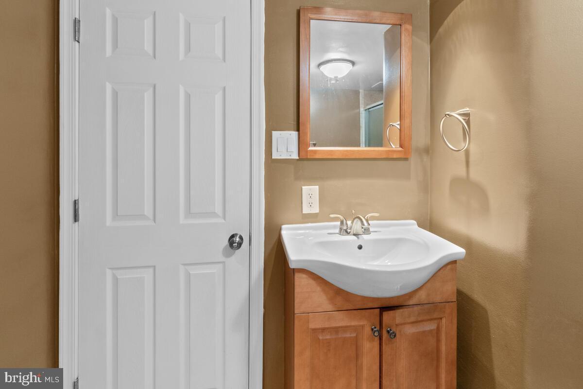 211 Savage Road Frederick, MD 21702 - Photo 19 of 34 Gallery Image 19