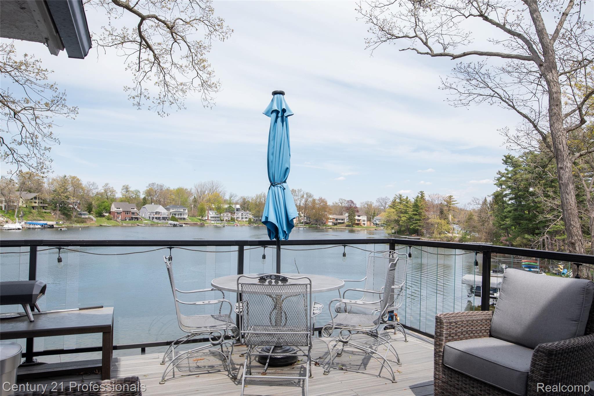 910 West Pine Tree Road West Lake Orion, MI 48362 - Photo 9 of 52 910Pine_12.jpg