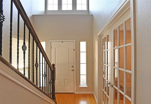 a view of an entryway with staircase