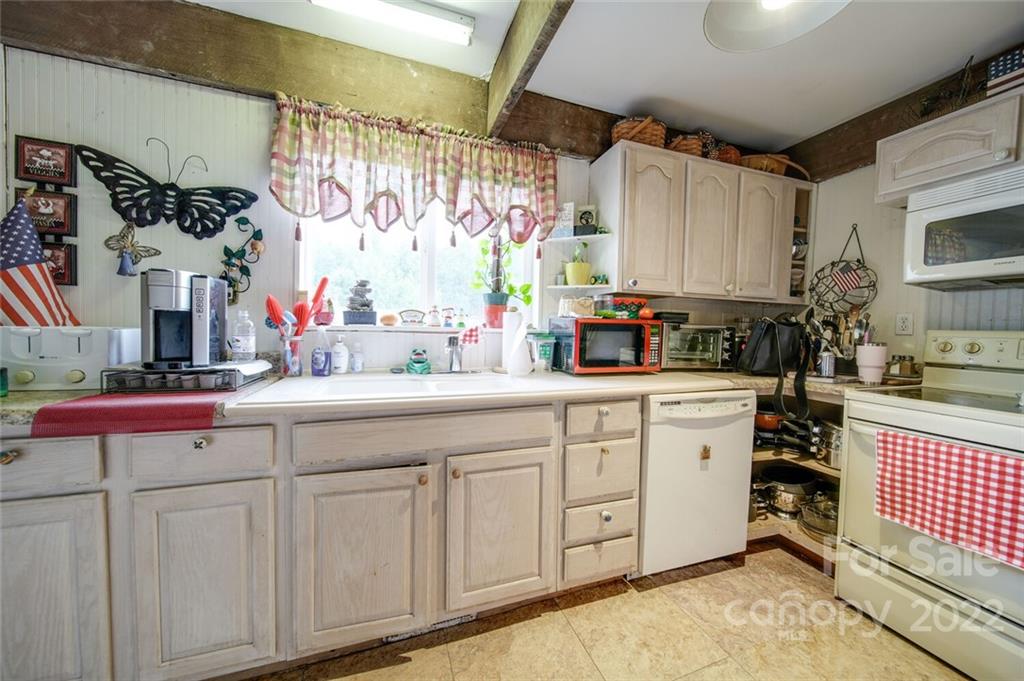 889 Baker Road Jefferson, SC 29718 - Photo 12 of 43 Gallery Image 12