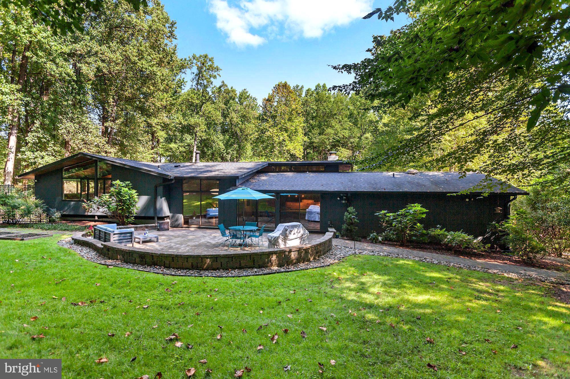 11008 Fawsett Road Potomac, MD 20854 - Photo 29 of 31