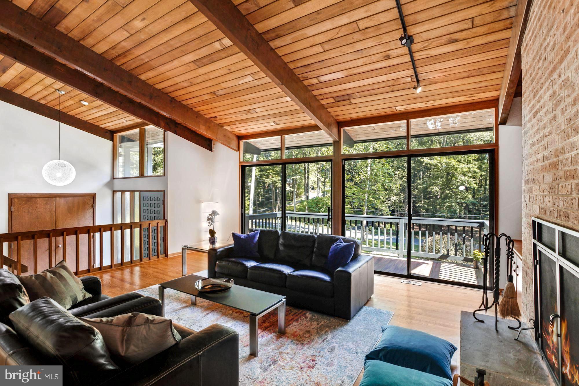 11008 Fawsett Road Potomac, MD 20854 - Photo 6 of 31