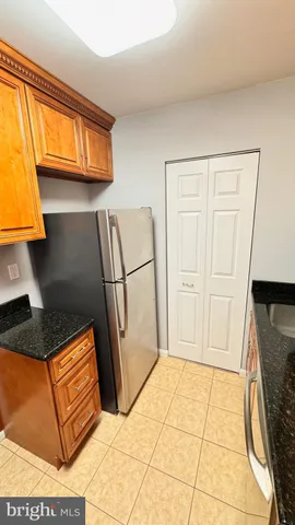 $2,400 | 5817 Cove Landing Road, Unit 301, Burke, VA 22015