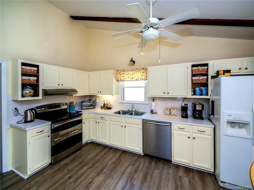 304 Neill Ridge Road, Unit 5 Matthews, NC 28105 - Photo 9 of 23 Gallery Image 9