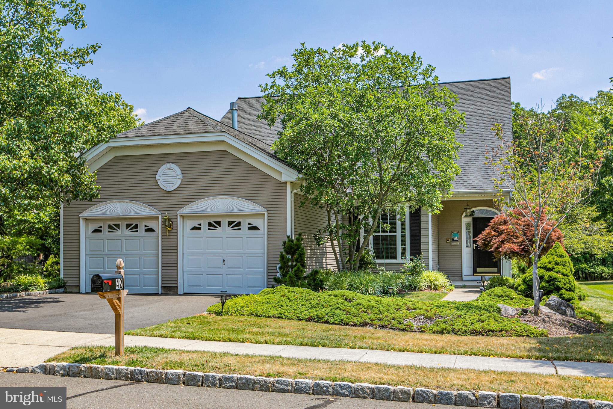 42 Stanford Road East Pennington, NJ 08534 - Photo 1 of 36 Gallery Image 1