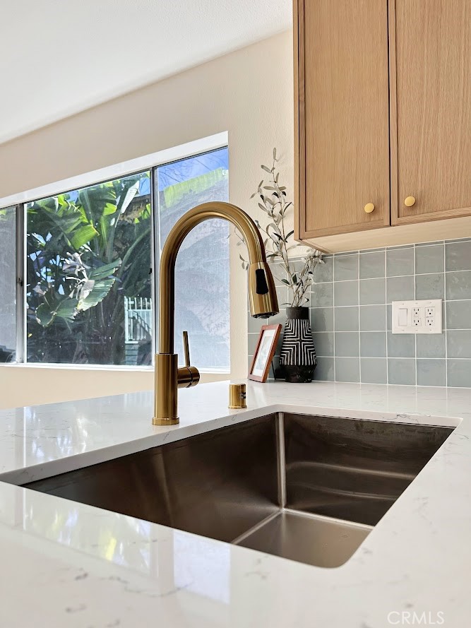 1314 North Spurgeon Street Santa Ana, CA 92701 - Photo 5 of 19