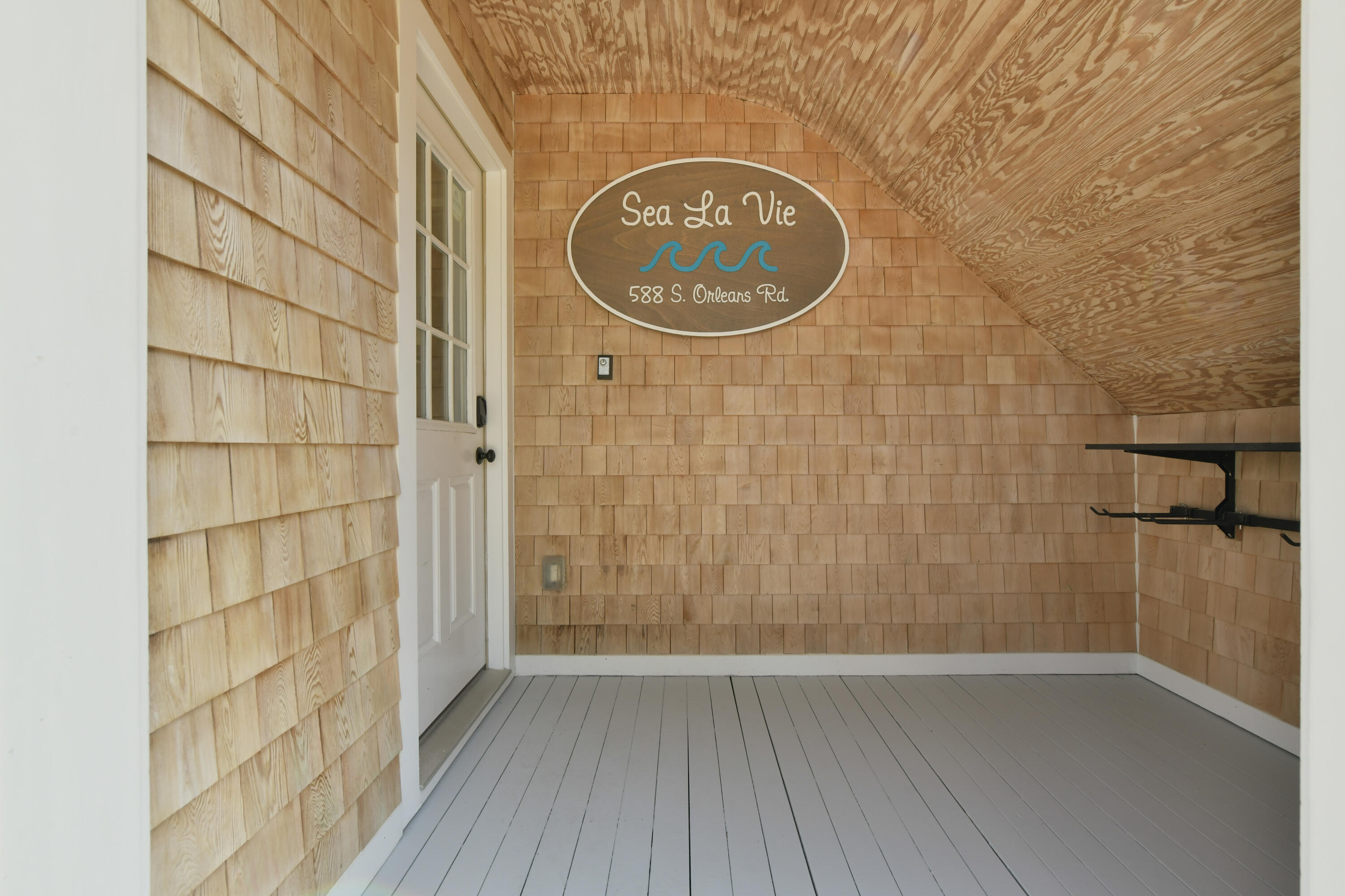 588 South Orleans Road Orleans, MA 02653 - Photo 25 of 43 Back Entrance to Kitchen