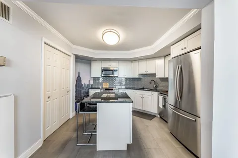 $484,000 | 2110 Harmon Cove Tower, Secaucus, NJ 07094