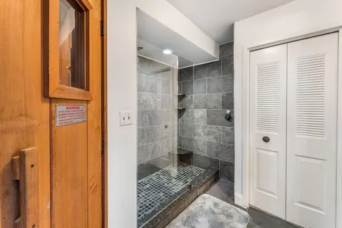 $484,000 | 2110 Harmon Cove Tower, Secaucus, NJ 07094