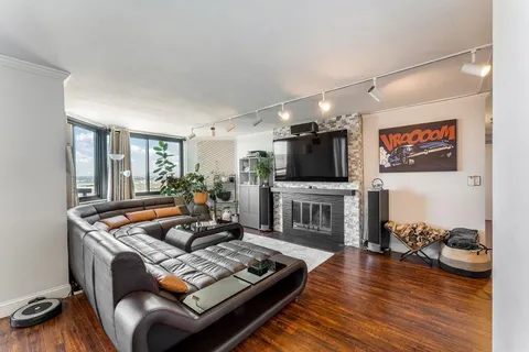 $484,000 | 2110 Harmon Cove Tower, Secaucus, NJ 07094