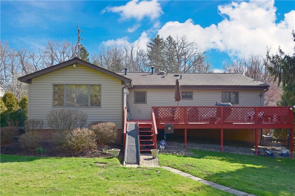 413 Thompson Run Road Pittsburgh, PA 15237 - Photo 5 of 25 front view of a house with a yard