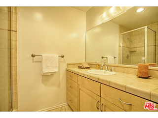 8130 Redlands Street, Unit 7 Playa del Rey, CA 90293 - Photo 22 of 26 Gallery Image 22
