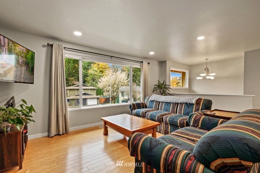 12542 Southeast 188th Place Renton, WA 98058 - Photo 12 of 30 Gallery Image 12
