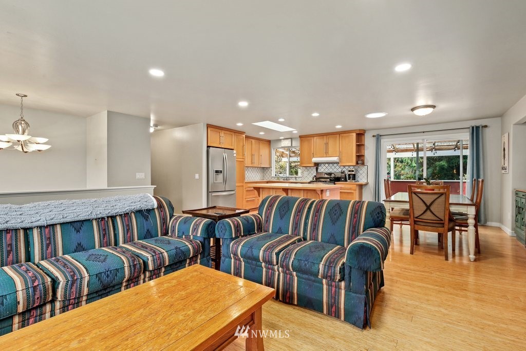 12542 Southeast 188th Place Renton, WA 98058 - Photo 3 of 30 Gallery Image 3