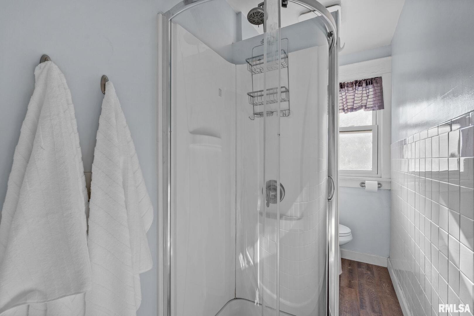 1602 37th Street Rock Island, IL 61201 - Photo 18 of 37 a bathroom with a shower