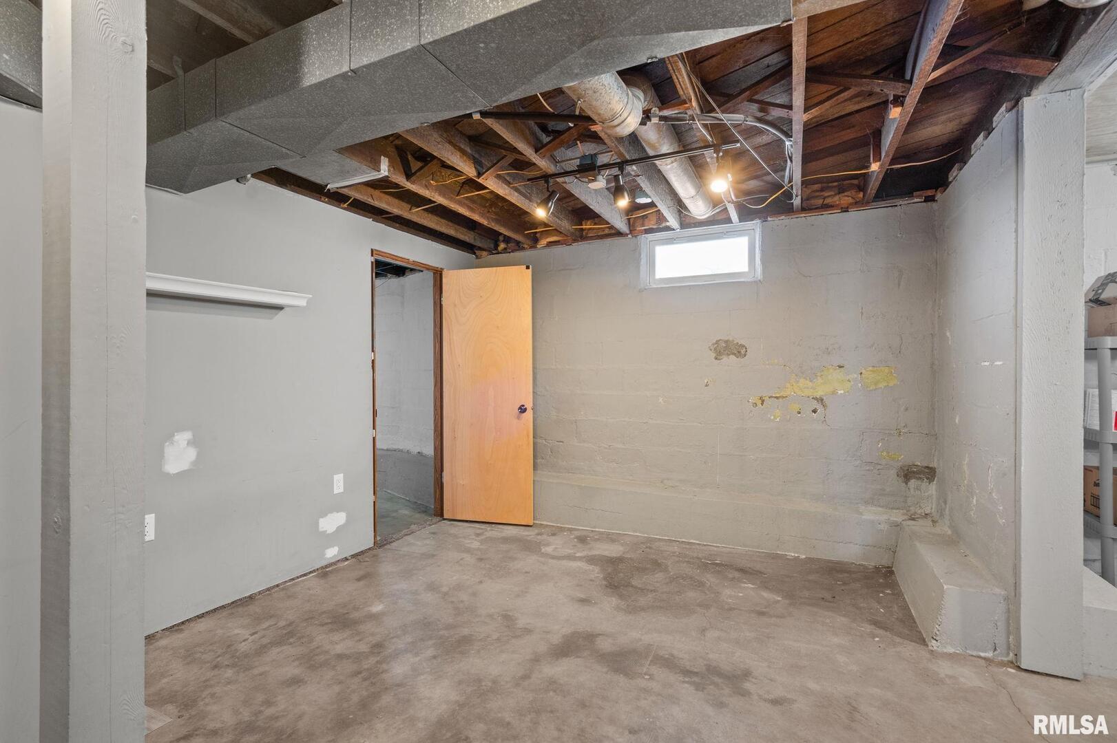 1602 37th Street Rock Island, IL 61201 - Photo 29 of 37 a view of utility room