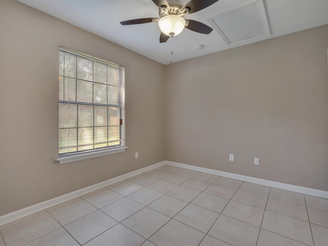 1286 High Road Tallahassee, FL 32304 - Photo 8 of 27