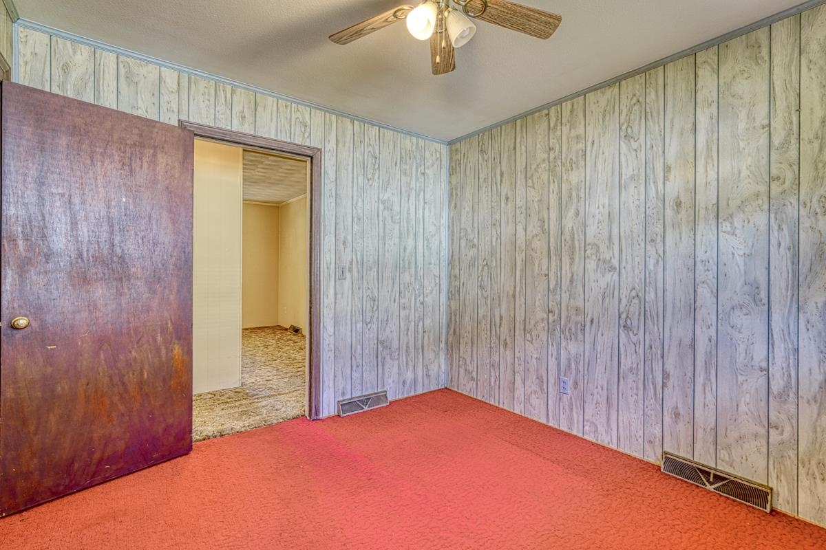 1130 Cooper Bridge Road Woodruff, SC 29388 - Photo 15 of 30