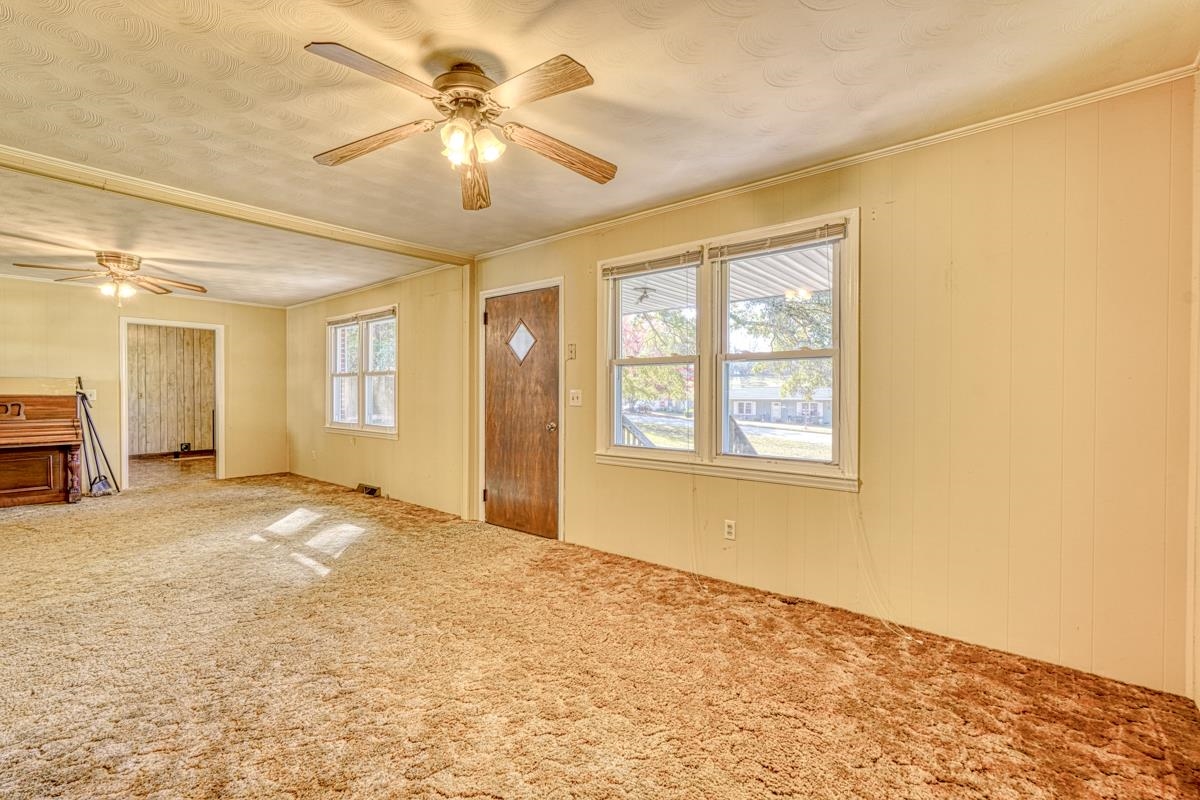 1130 Cooper Bridge Road Woodruff, SC 29388 - Photo 6 of 30