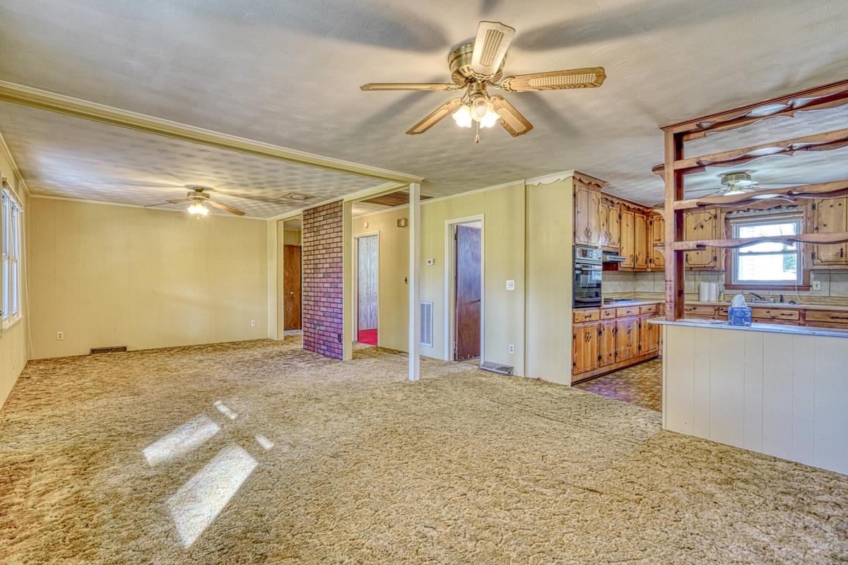 1130 Cooper Bridge Road Woodruff, SC 29388 - Photo 8 of 30