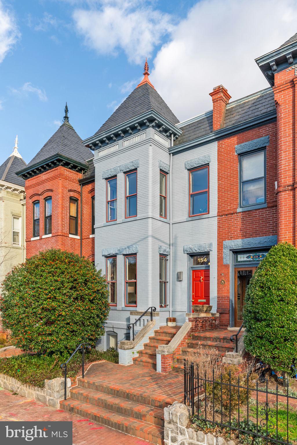 154 13th Street Southeast Washington, DC 20003 - Photo 3 of 42