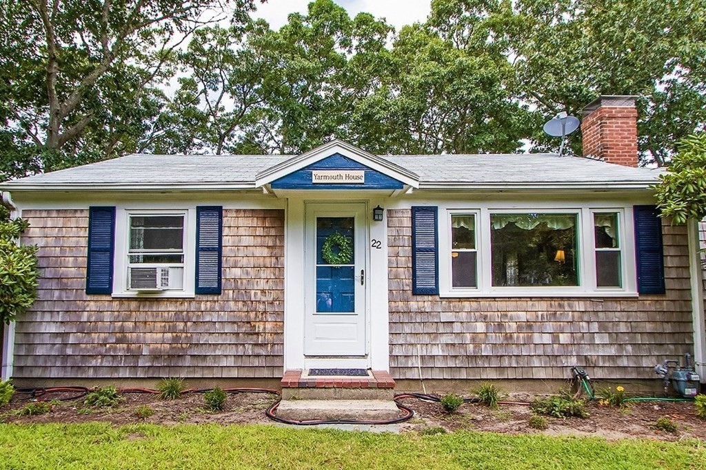 22 Howes Road Yarmouth, MA 02664 - Photo 3 of 22 Gallery Image 3