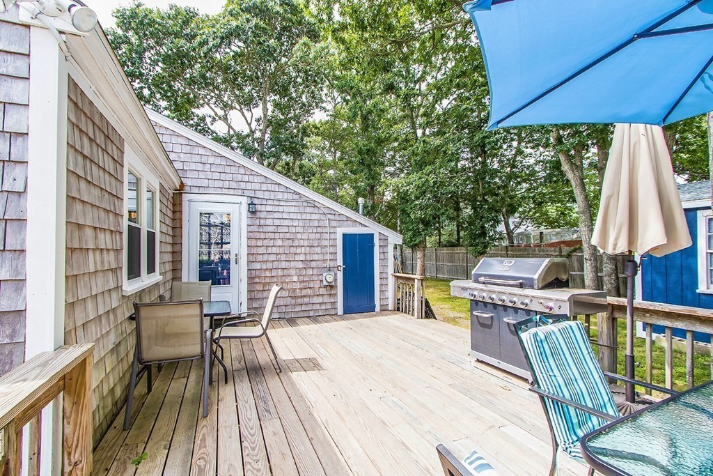 22 Howes Road Yarmouth, MA 02664 - Photo 5 of 22 Gallery Image 5