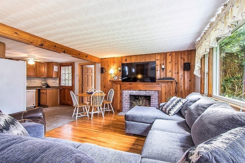 22 Howes Road Yarmouth, MA 02664 - Photo 7 of 22 Gallery Image 7