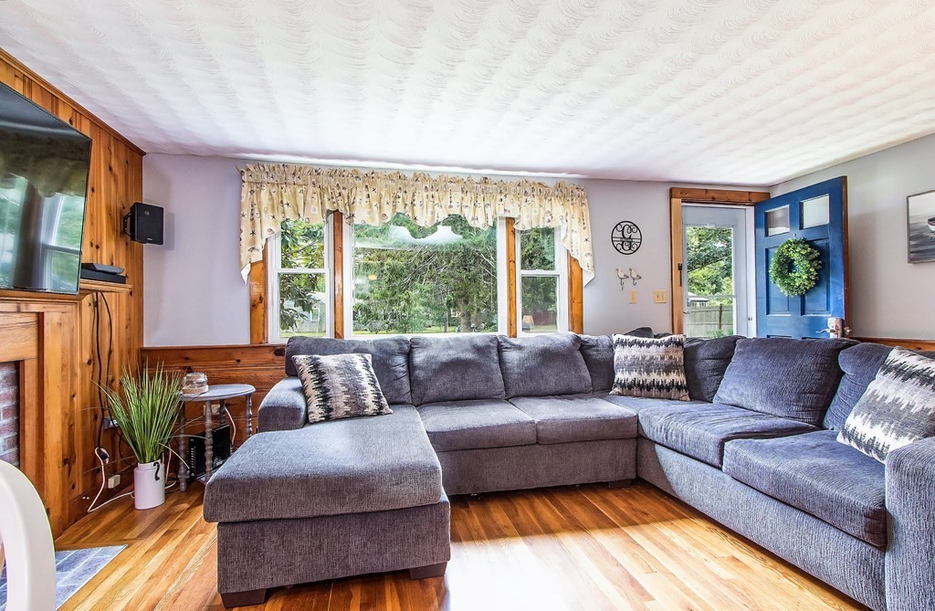 22 Howes Road Yarmouth, MA 02664 - Photo 10 of 22 Gallery Image 10
