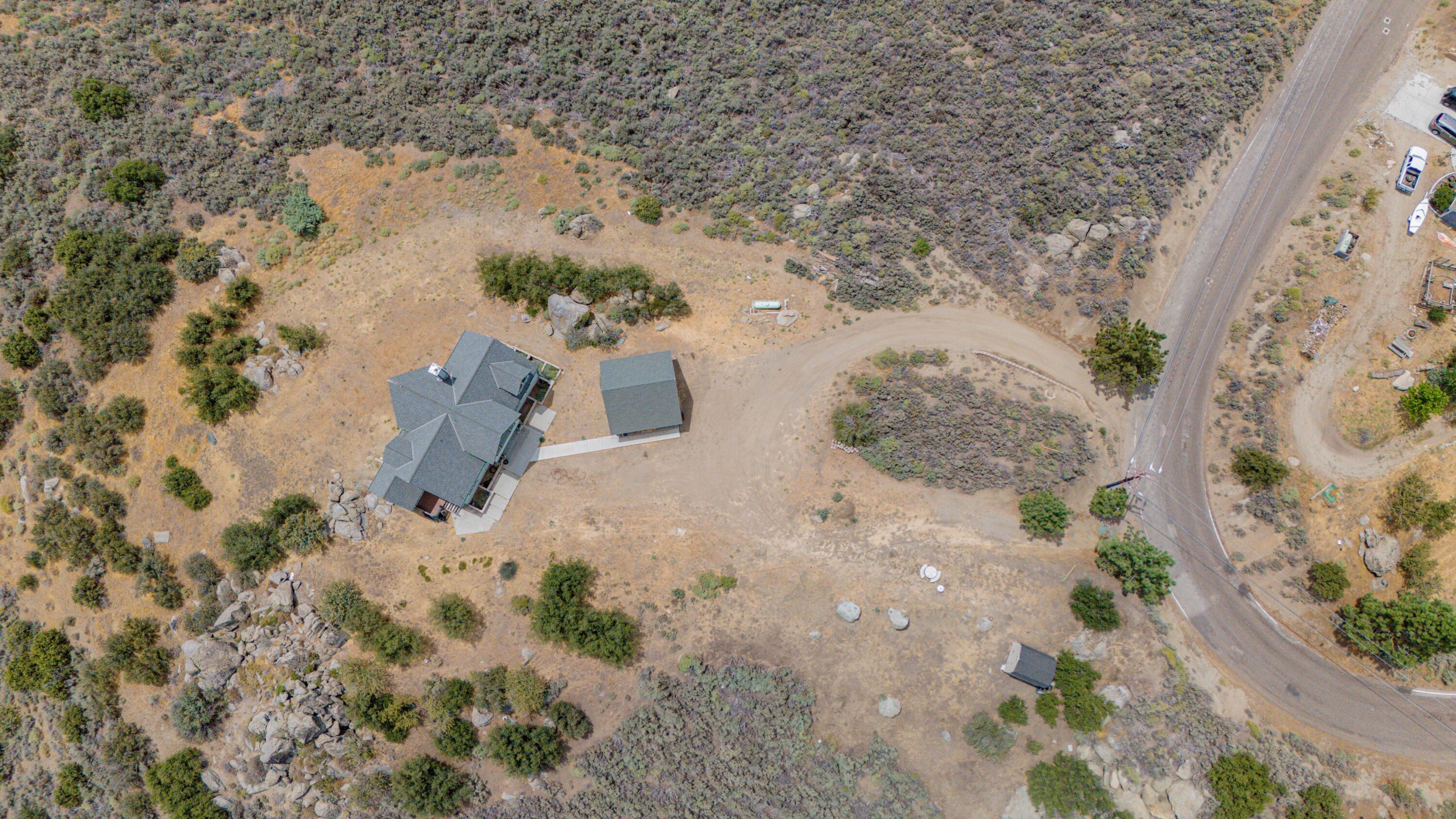 26980 Stirrup Way Tehachapi, CA 93561 - Photo 5 of 57 26980 Stirrup Way-5r