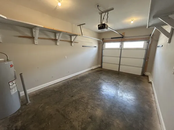 $1,350 | 317 Fallow Circle, Clarksville, TN 37040