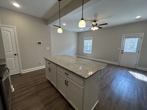 $1,350 | 317 Fallow Circle, Clarksville, TN 37040
