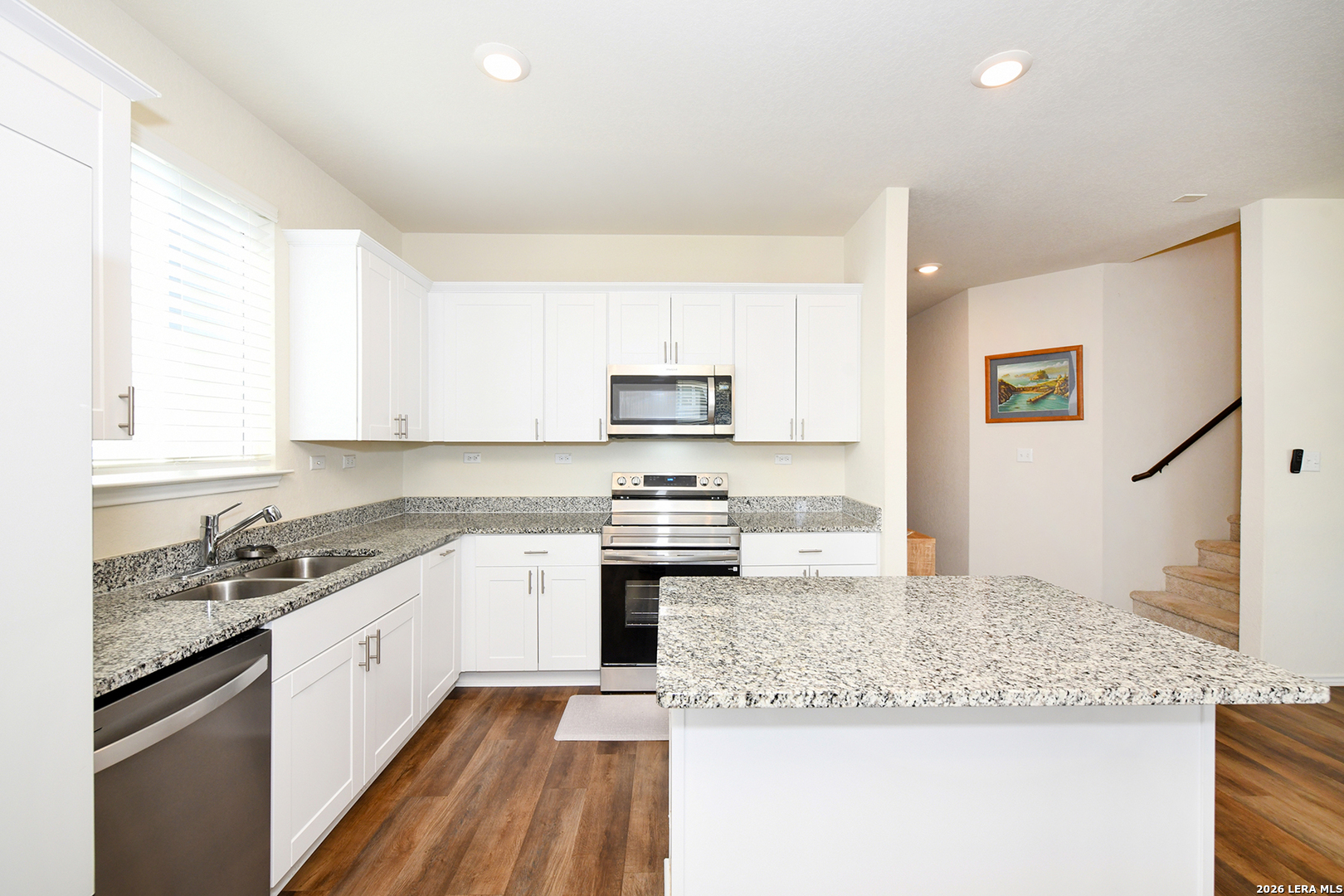 809 Beacon Heights Seguin, TX 78155 - Photo 9 of 37