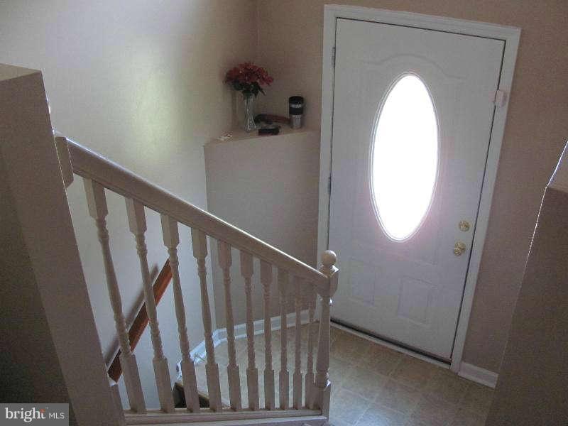 7000 Friendship Road Clinton, MD 20735 - Photo 2 of 7 Interior (General)