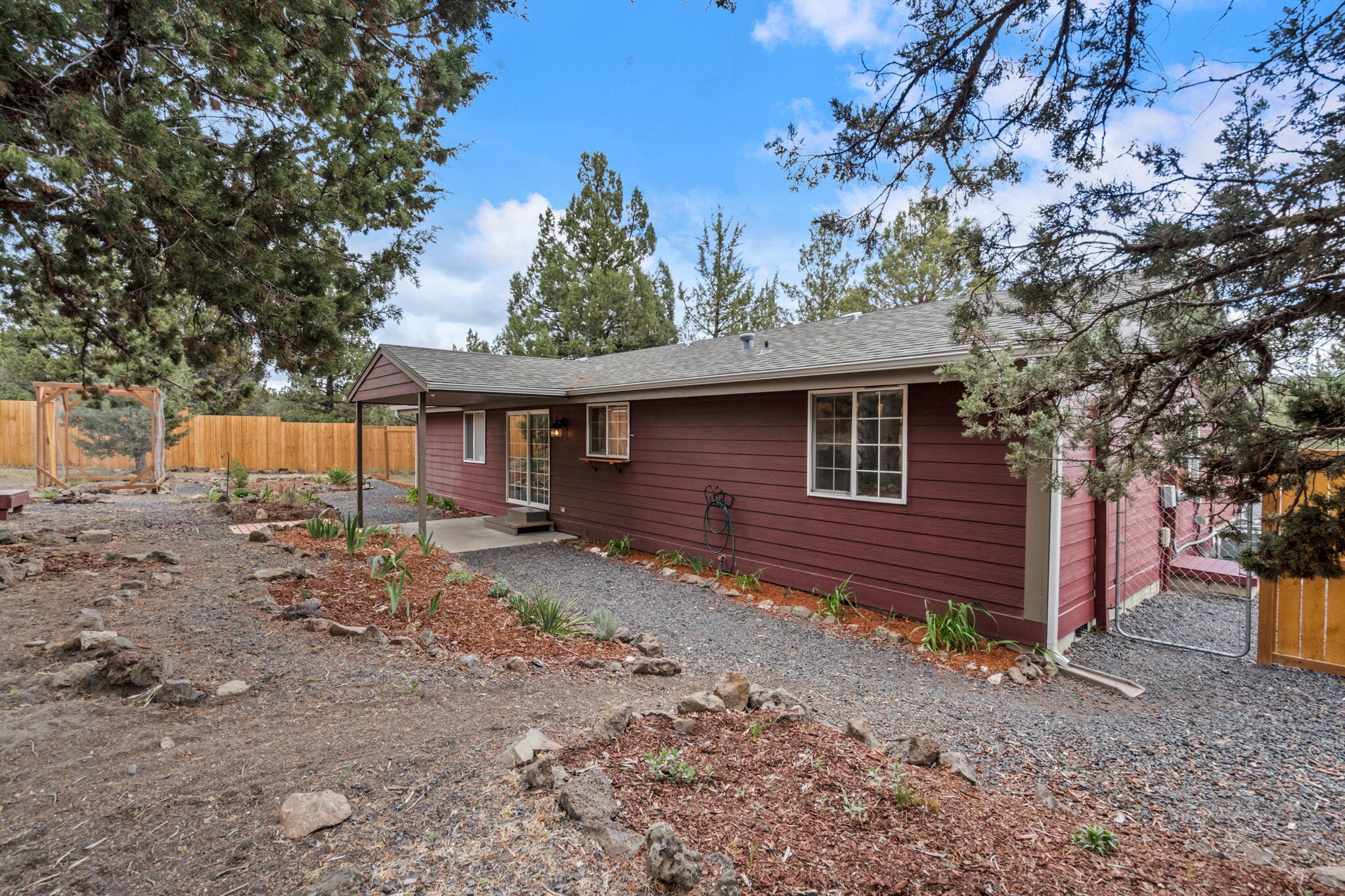 8951 Southwest Sand Ridge Road Terrebonne, OR 97760 - Photo 28 of 34 2022_05_30_8951_sw_sand_ridge_rd_crr-28