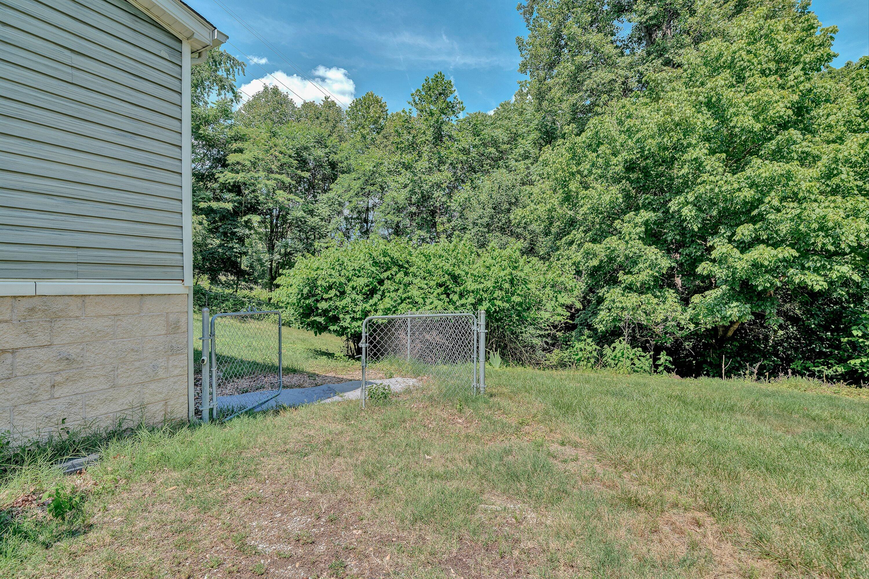 2316 Ridge Road Roanoke, VA 24014 - Photo 25 of 30 25-VM-09056