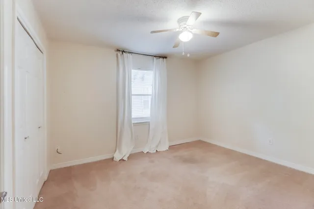 $2,575 | 3612 Miles Lane, Ocean Springs, MS 39564