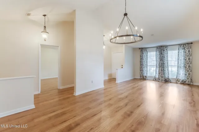 $2,575 | 3612 Miles Lane, Ocean Springs, MS 39564