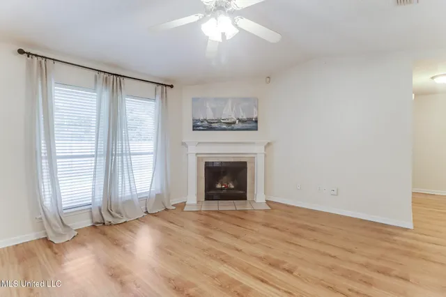 $2,575 | 3612 Miles Lane, Ocean Springs, MS 39564