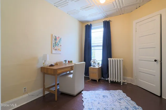 $2,500 | 28 Manning Boulevard, Unit 2, Albany, NY 12203