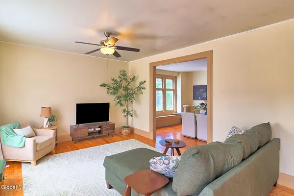 $2,500 | 28 Manning Boulevard, Unit 2, Albany, NY 12203