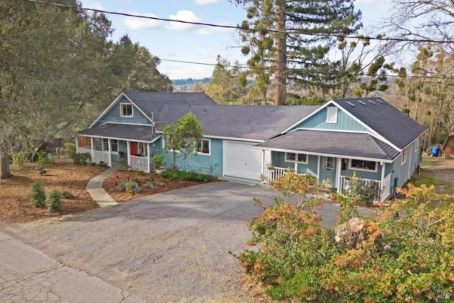 $1,175,000 | 8931 Oak Grove Avenue, Sebastopol, CA 95472