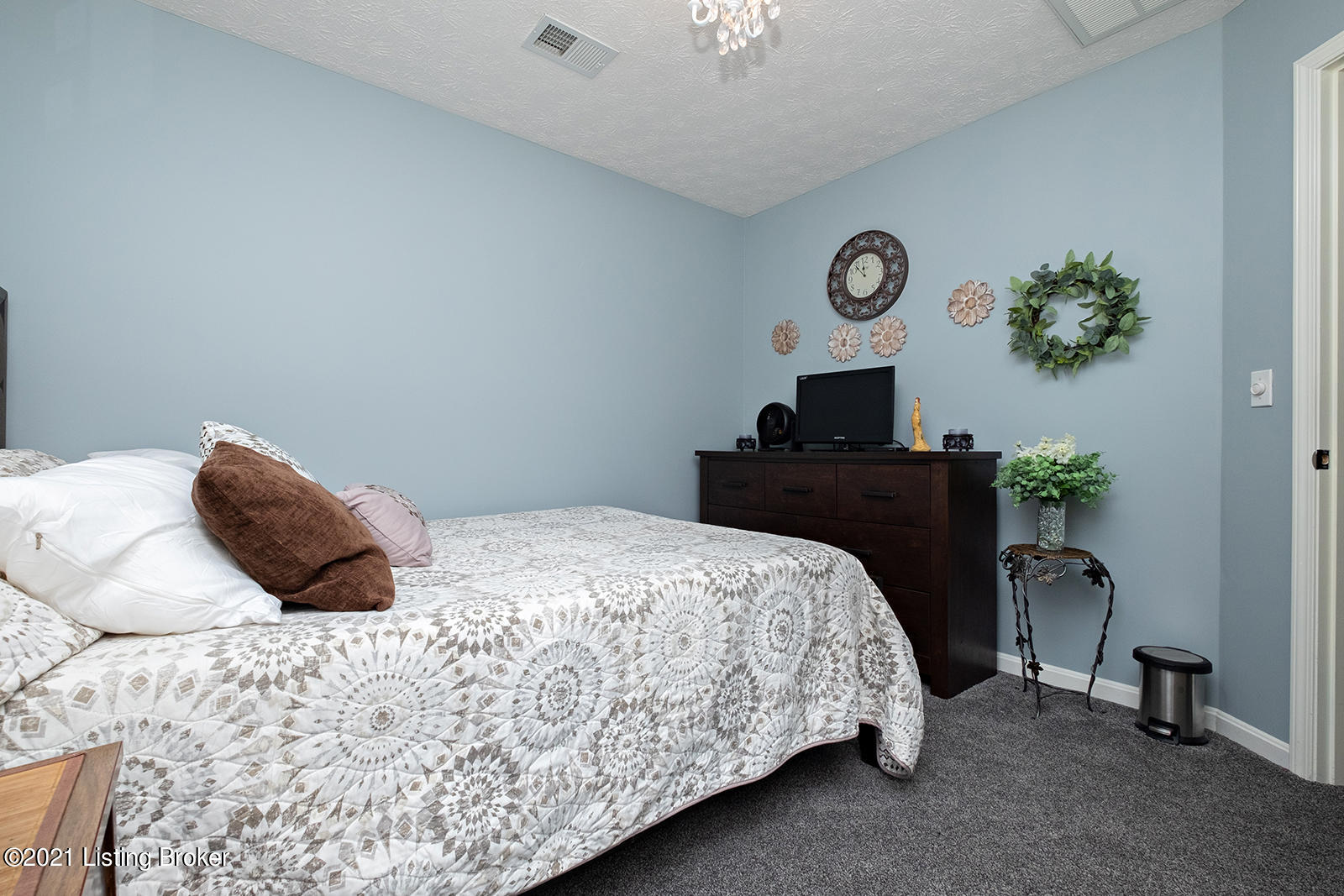 455 Madison Rae Boulevard Shepherdsville, KY 40165 - Photo 31 of 57 455 Madison Rae Blvd